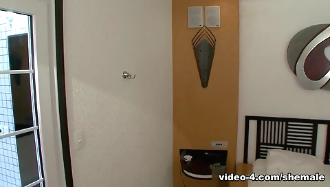 Tranny and guy fucking tranny