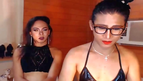 Hot babe sucks and fucks in a hot blowjob